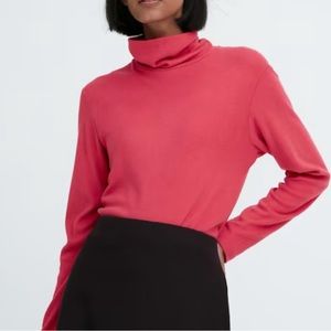 Uniqlo turtle neck soft long sleeve shirt